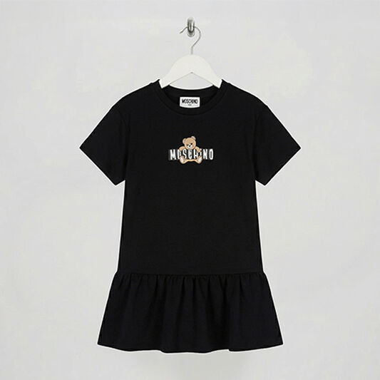 تيشيرتات وتوبات