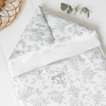 Ivory & Grey Toile De Jouy Baby Nest