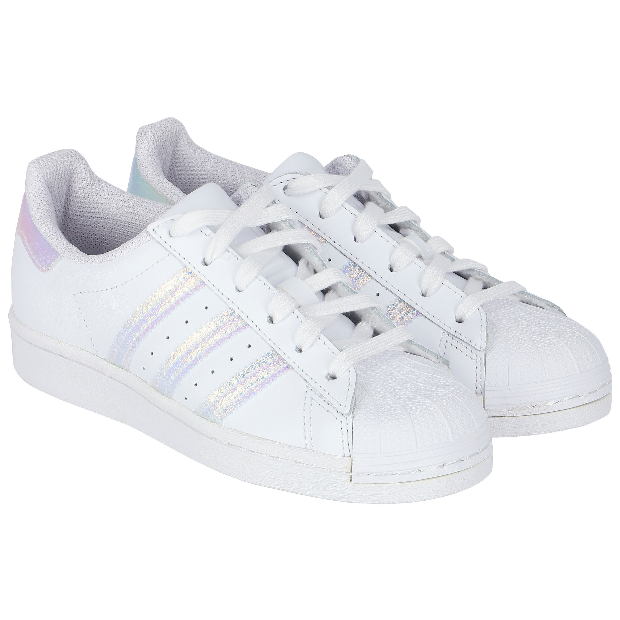 White superstar trainers 2025