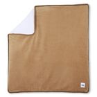 بطانيه مبطنه بالشعار باللون الابيض والبيج , 1, hi-res