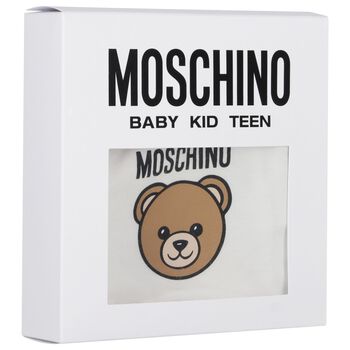 طقم هدايا للأطفال بقبعة ومريلة بشعار تيدي بير باللون العاج 