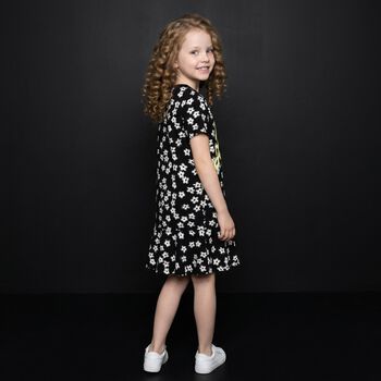 فستان بطبعة الزهور باللون الأسود للبنات