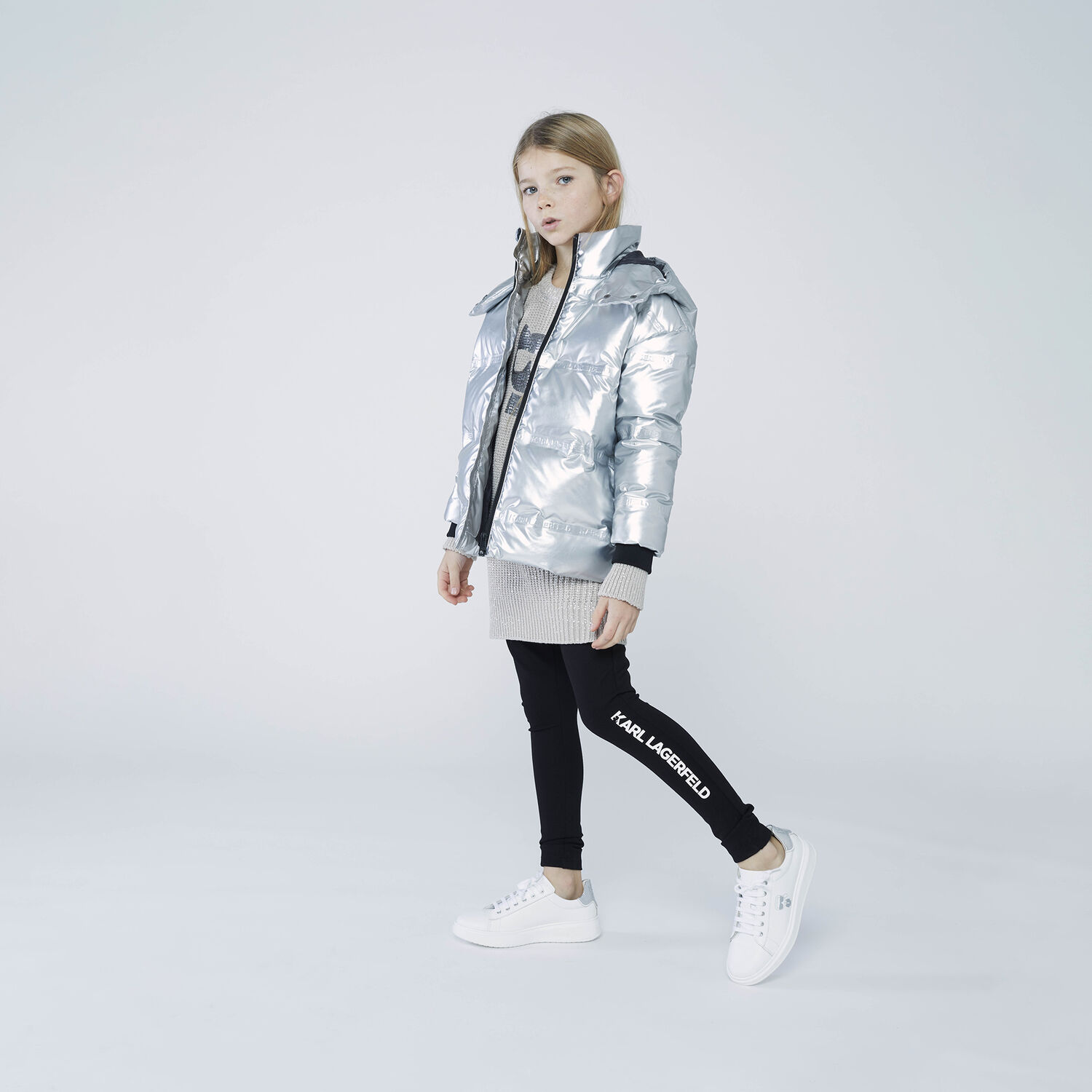 ليغنز بالشعار باللون الأسود, 1, hi-res