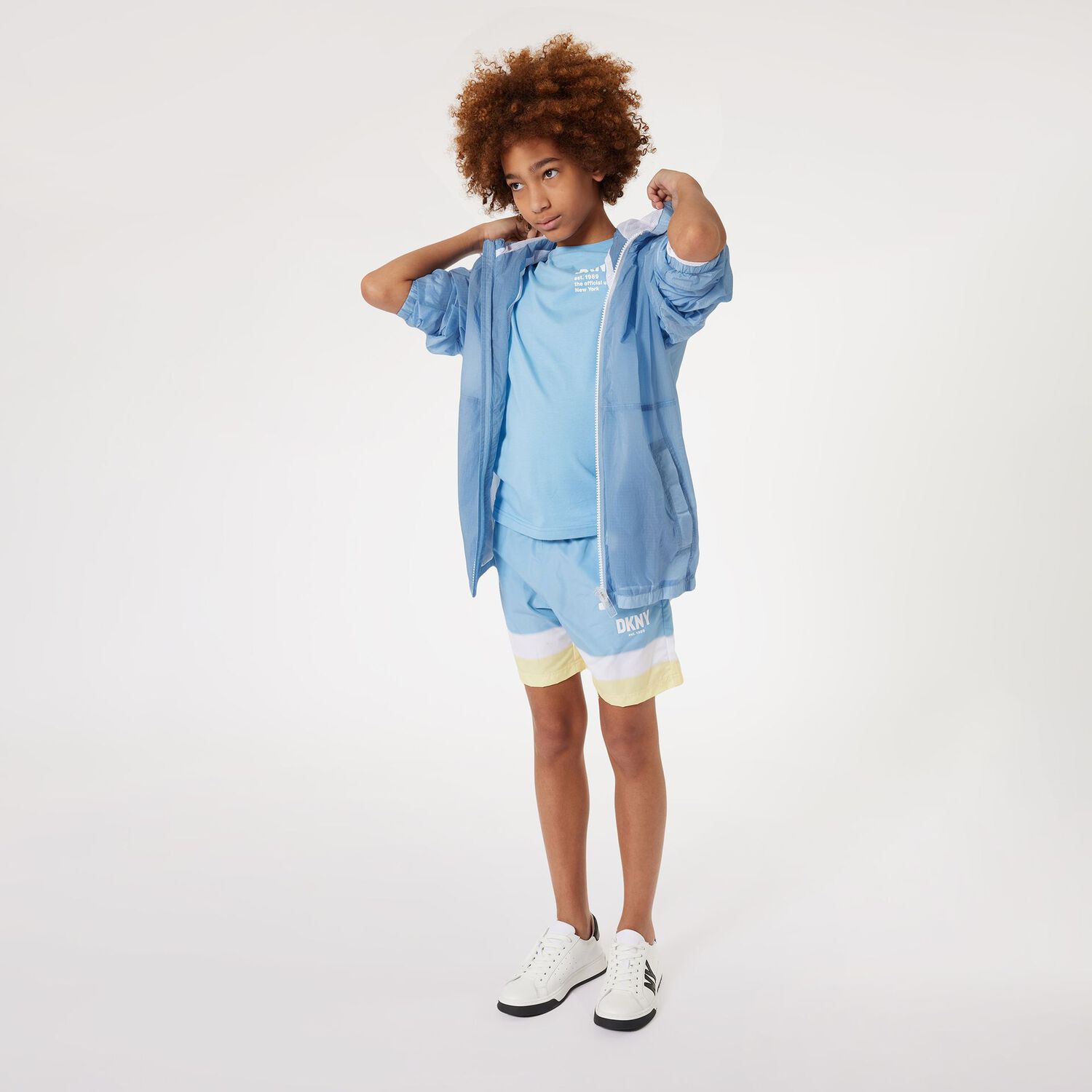 شورت سباحة أولاد بالشعار باللون الأزرق والأصفر, 1, hi-res