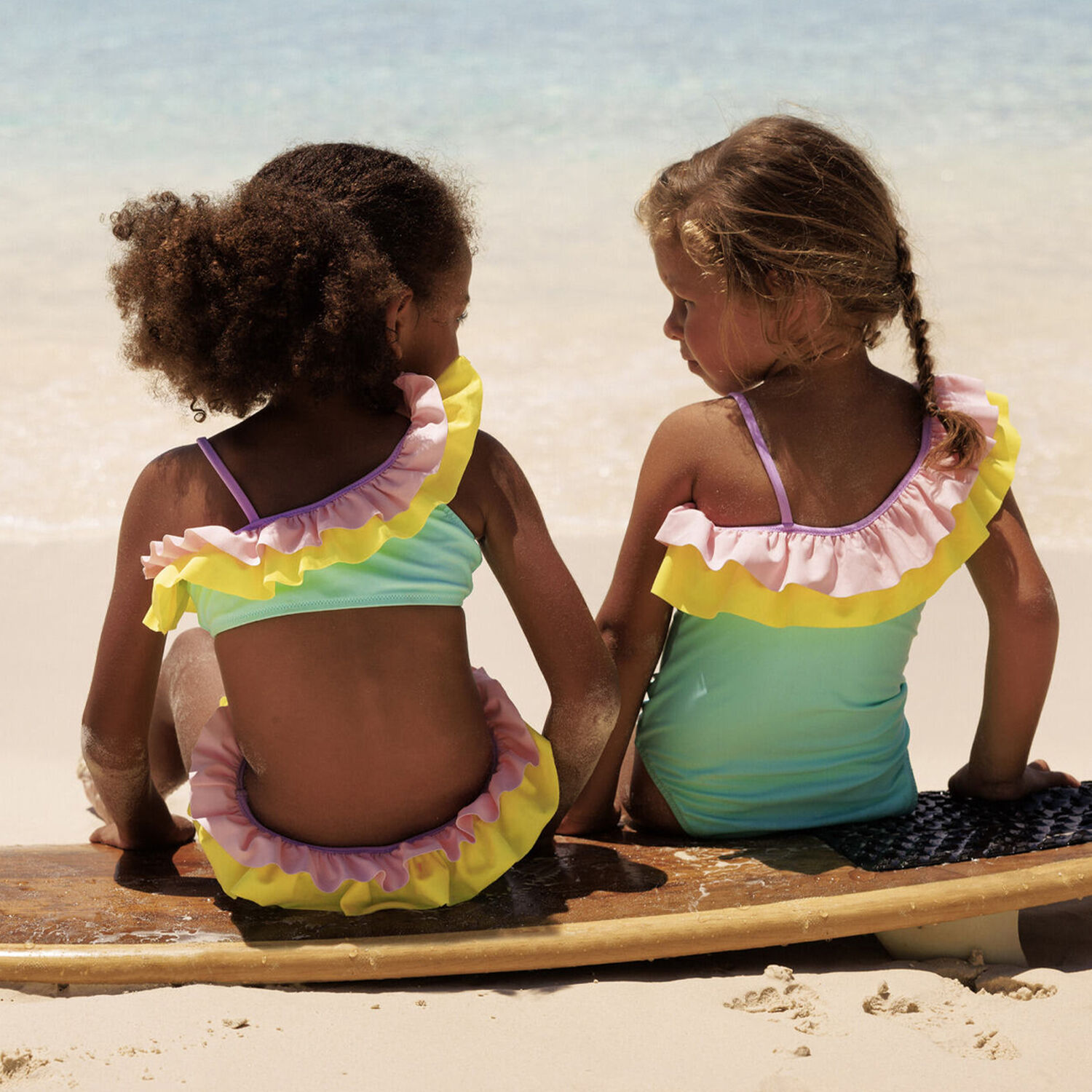 مايوة بنات بكشكشة باللون الأبيض, 1, hi-res image number null