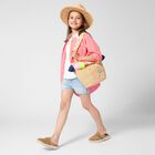 بلوزة بالشعار باللون الابيض للبنات , 1, hi-res