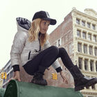 كاب بالشعار باللون الابيض و الاسود , 1, hi-res