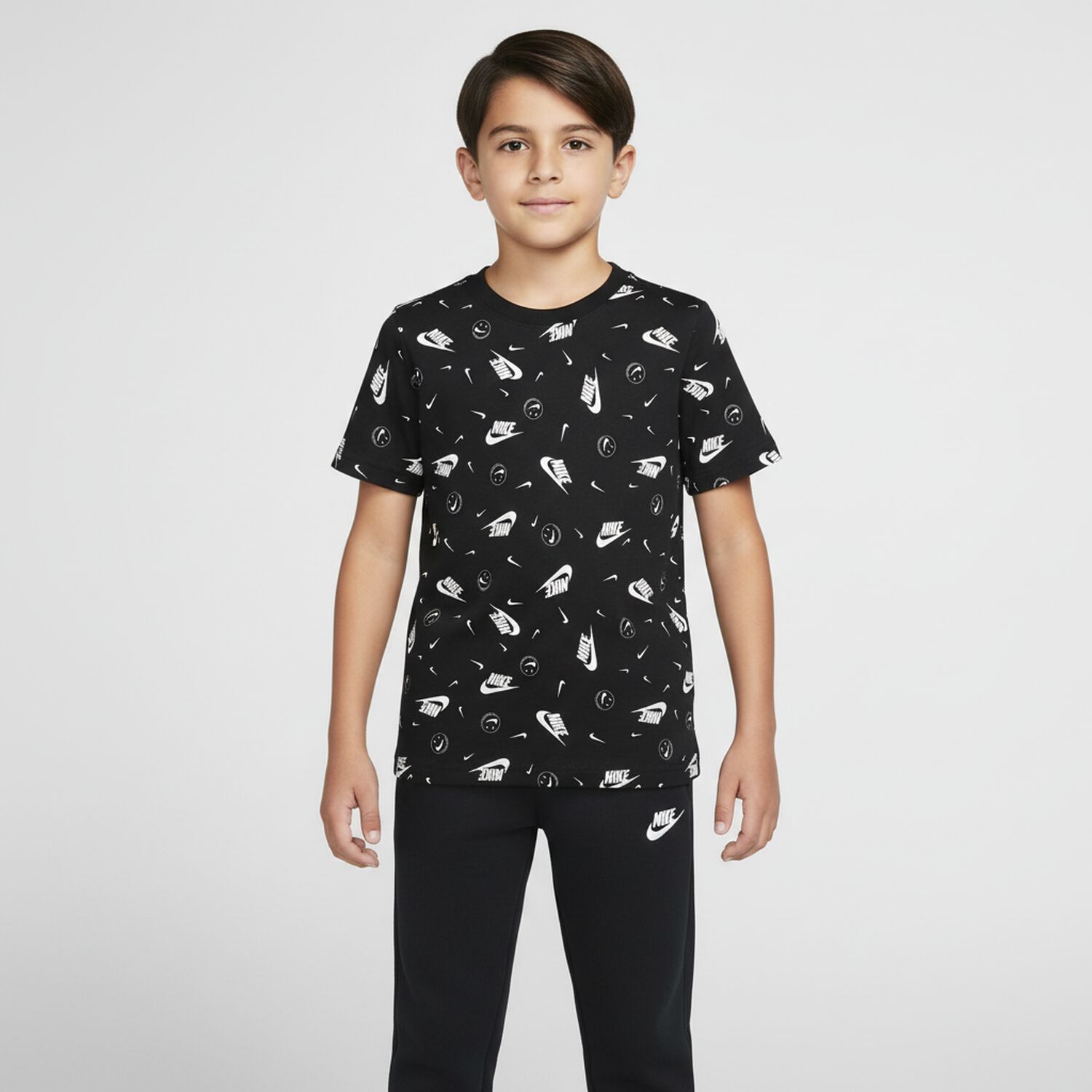 تي شيرت بشعار أسود, 2, hi-res image number null