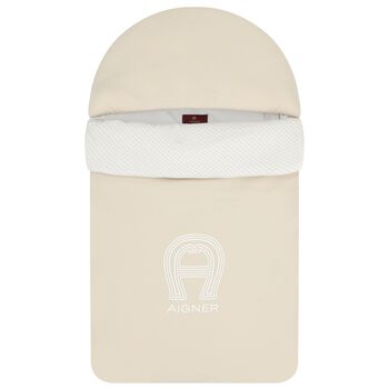 مدس بالشعار باللون الابيض والبيج 