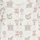 طقم هدايا ملابس أطفال وردي وأبيض للبنات الصغيرات بتصميم دوامة الخيل ومنطاد الهواء الساخن, 1, hi-res