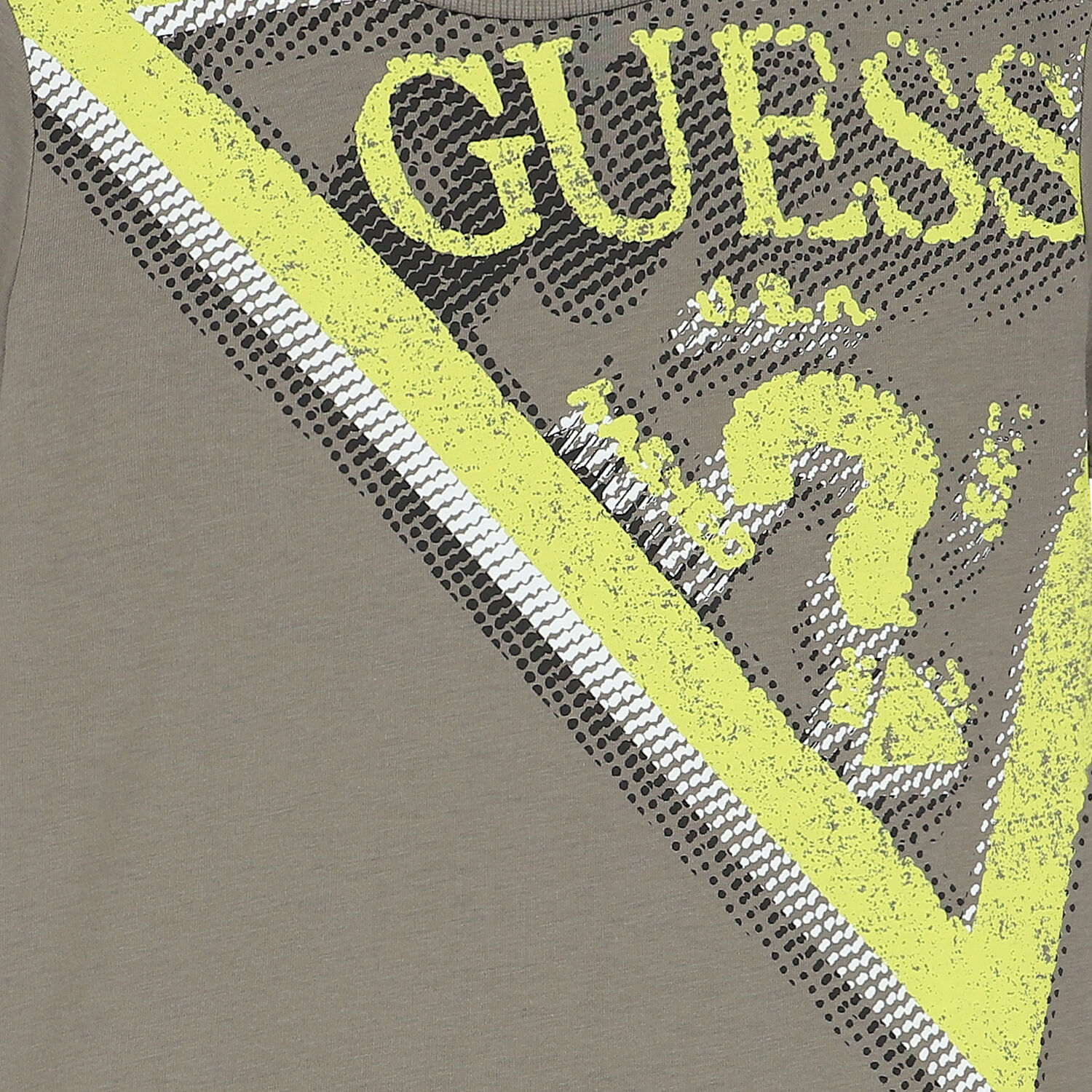 تيشيرت أولاد بالشعار باللون الاخضر الكاكى, 1, hi-res