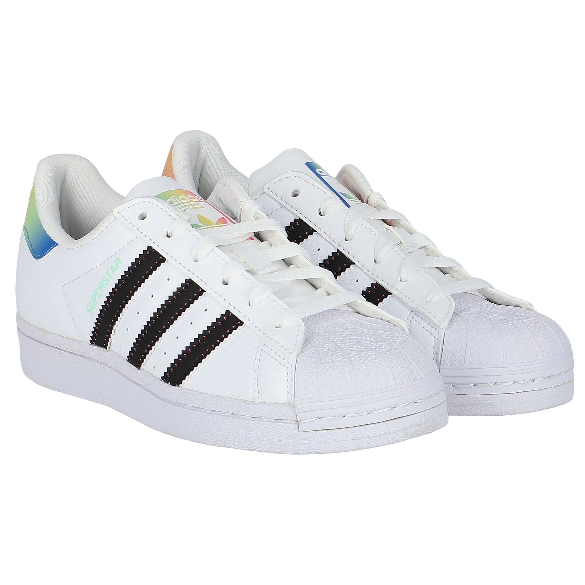 White junior adidas hotsell trainers