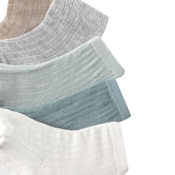 مجموعه جوارب اطفال باللون البيج والعاجى والاخضر ( 6 قطع ) 