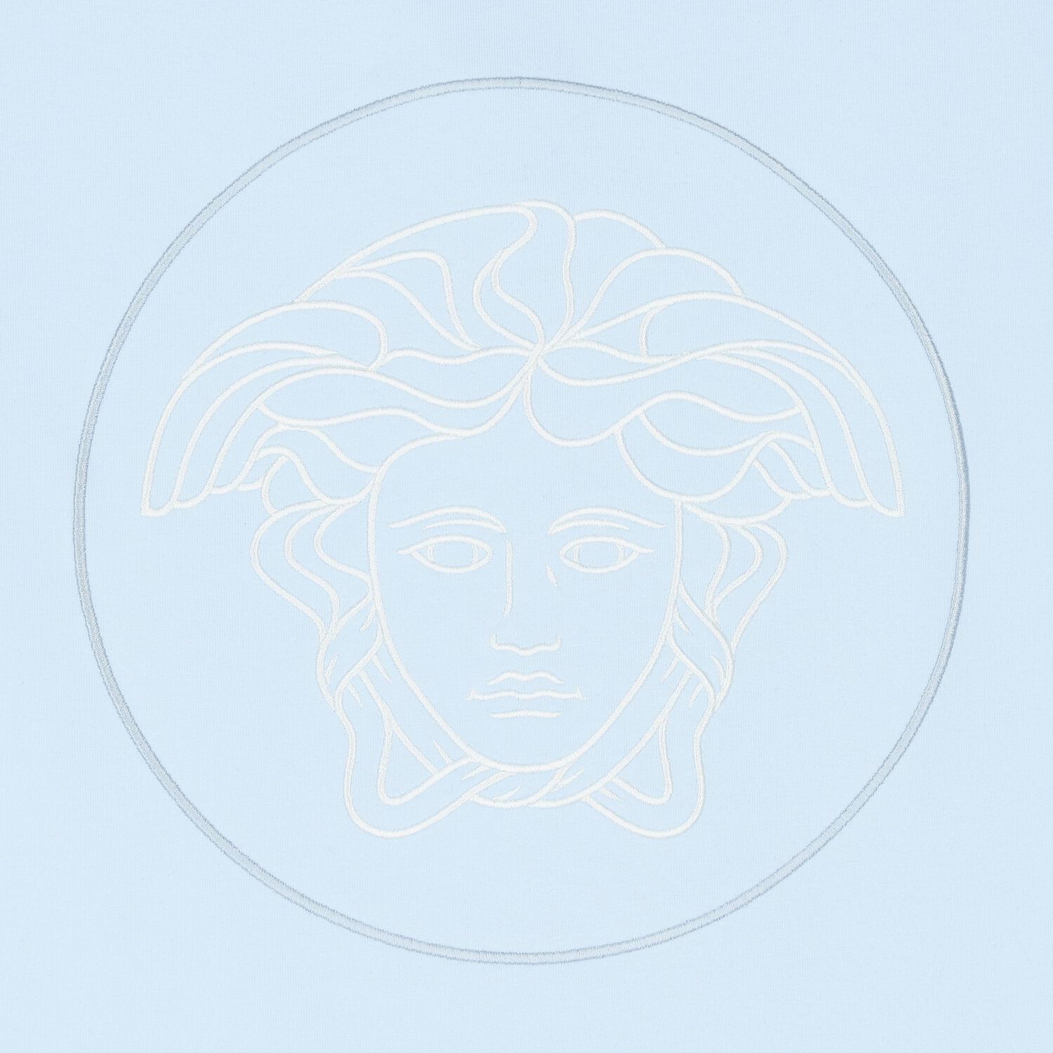 بطانية أولاد بالشعار بطبعة ميدوسا باللون الأزرق والأبيض  , 2, hi-res image number null