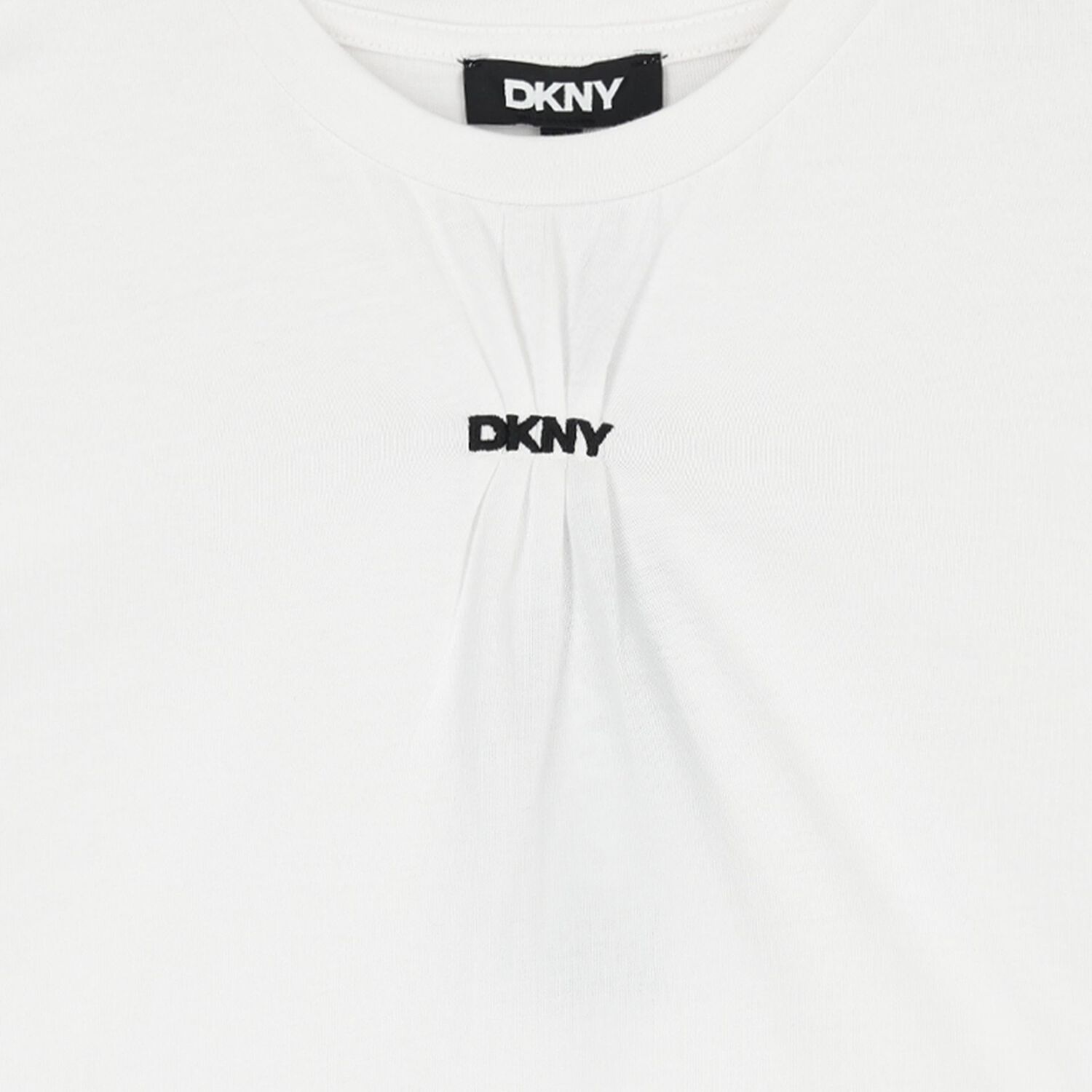 تي شيرت بالشعار  باللون الأبيض للبنات, 2, hi-res