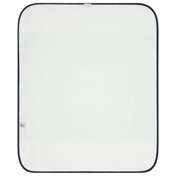 بطانيه اولاد بالشعار باللون الابيض والكحلى 