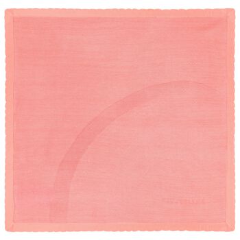 بطانية محبوكة بقلوب وردية للبنات الصغار