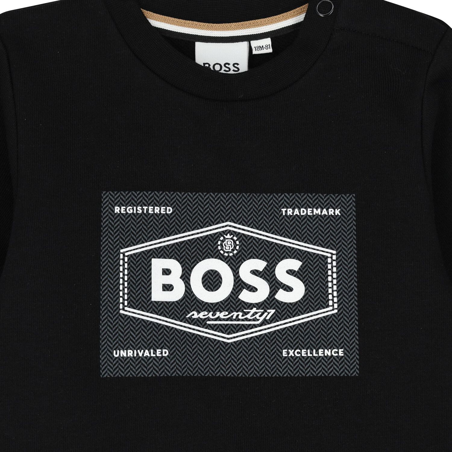   سويتشيرت أولاد بالشعار باللون الأسود, 1, hi-res