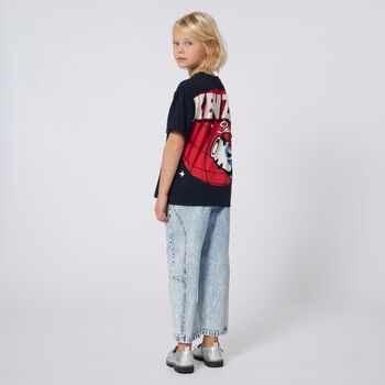 تيشيرت بالشعار باللون الاسود 