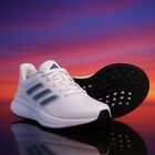 حذاء التراباونس  باللون الأبيض, 2, hi-res