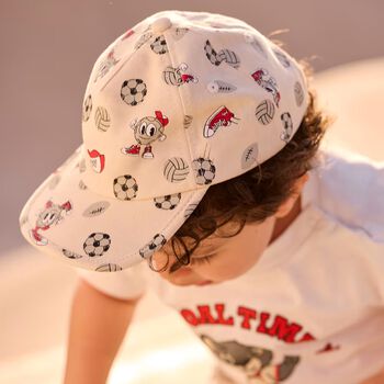 قبعة باللون عاجية  للأولاد 
