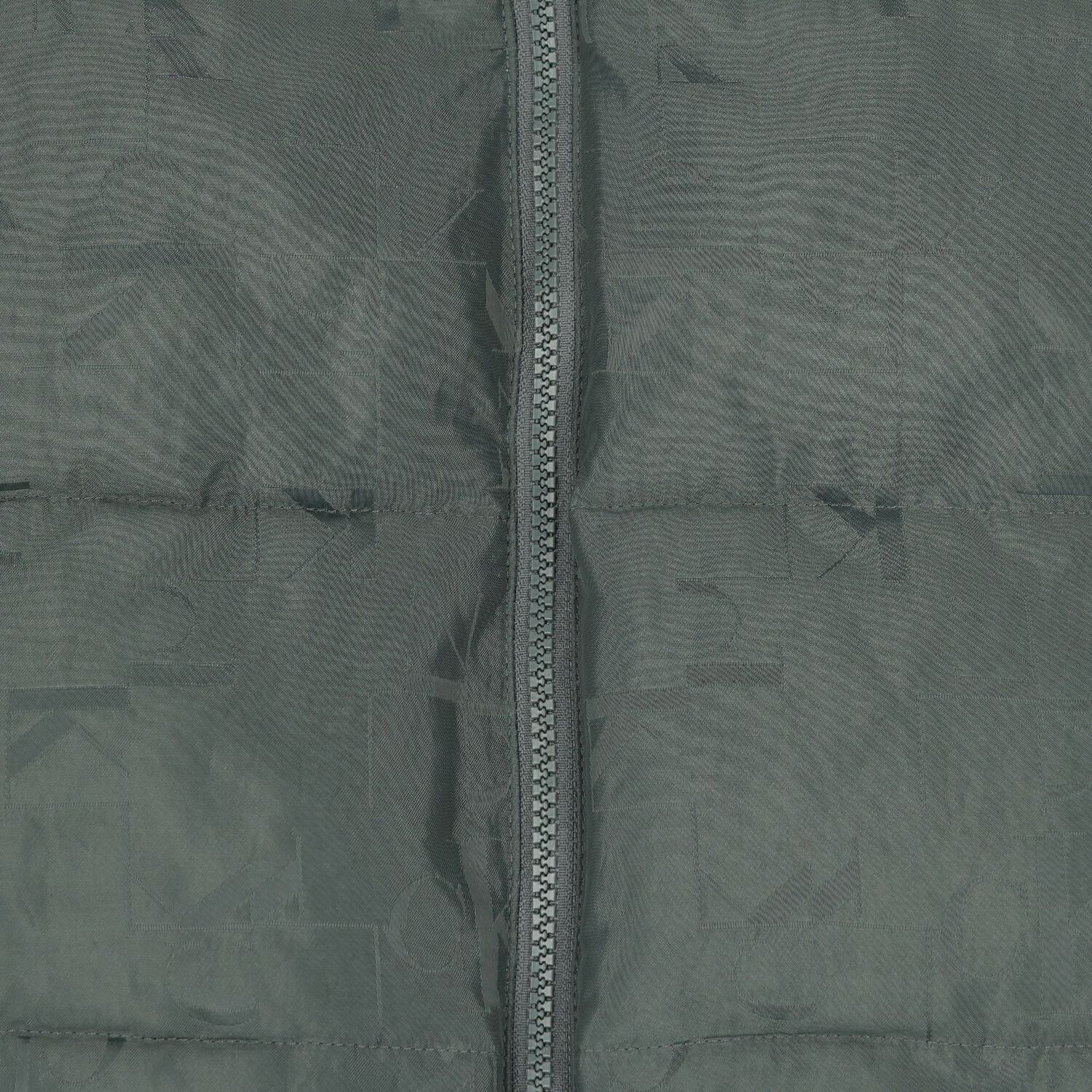 سترة أولاد بالشعار باللون الأخضر, 1, hi-res image number null