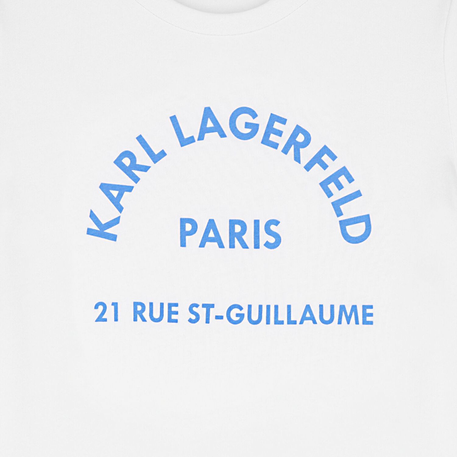 تيشيرت أولاد بالشعار  باللون الأبيض, 2, hi-res