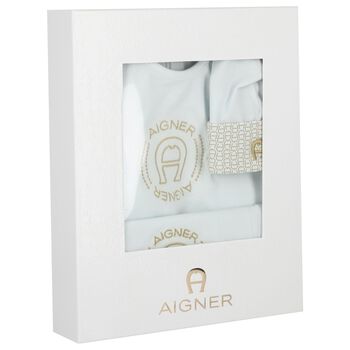 طقم هديه افرول و قبعه ومريله بالشعار للاولاد باللون الازرق والذهبي 