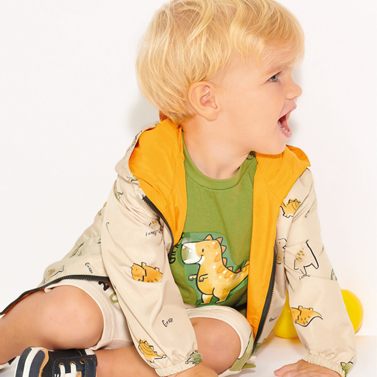 تيشيرت بطبعة ديناصور باللون الأخضر للأولاد, 1, hi-res