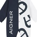 طقم هدايا ملابس أطفال وقبعة ومريلة بشعار باللونين الكحلي و الأبيض للأولاد, 1, hi-res