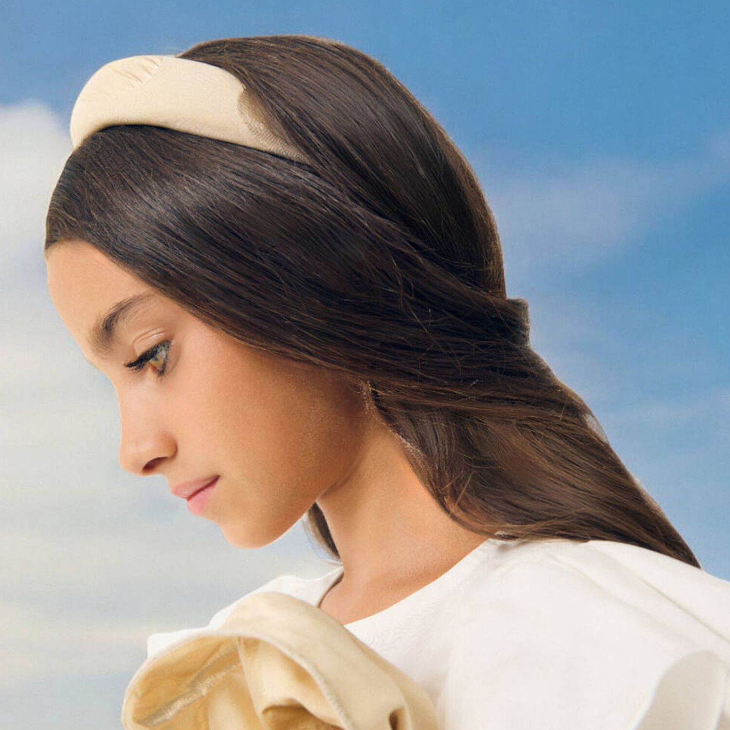 رابطة رأس للبنات باللون البيج والذهبي, 1, hi-res image number null