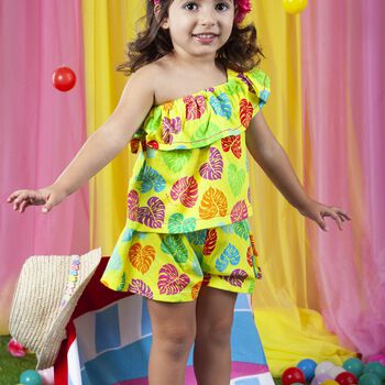 بلوزة بنات على شكل أوراق نخيل باللون الأصفر