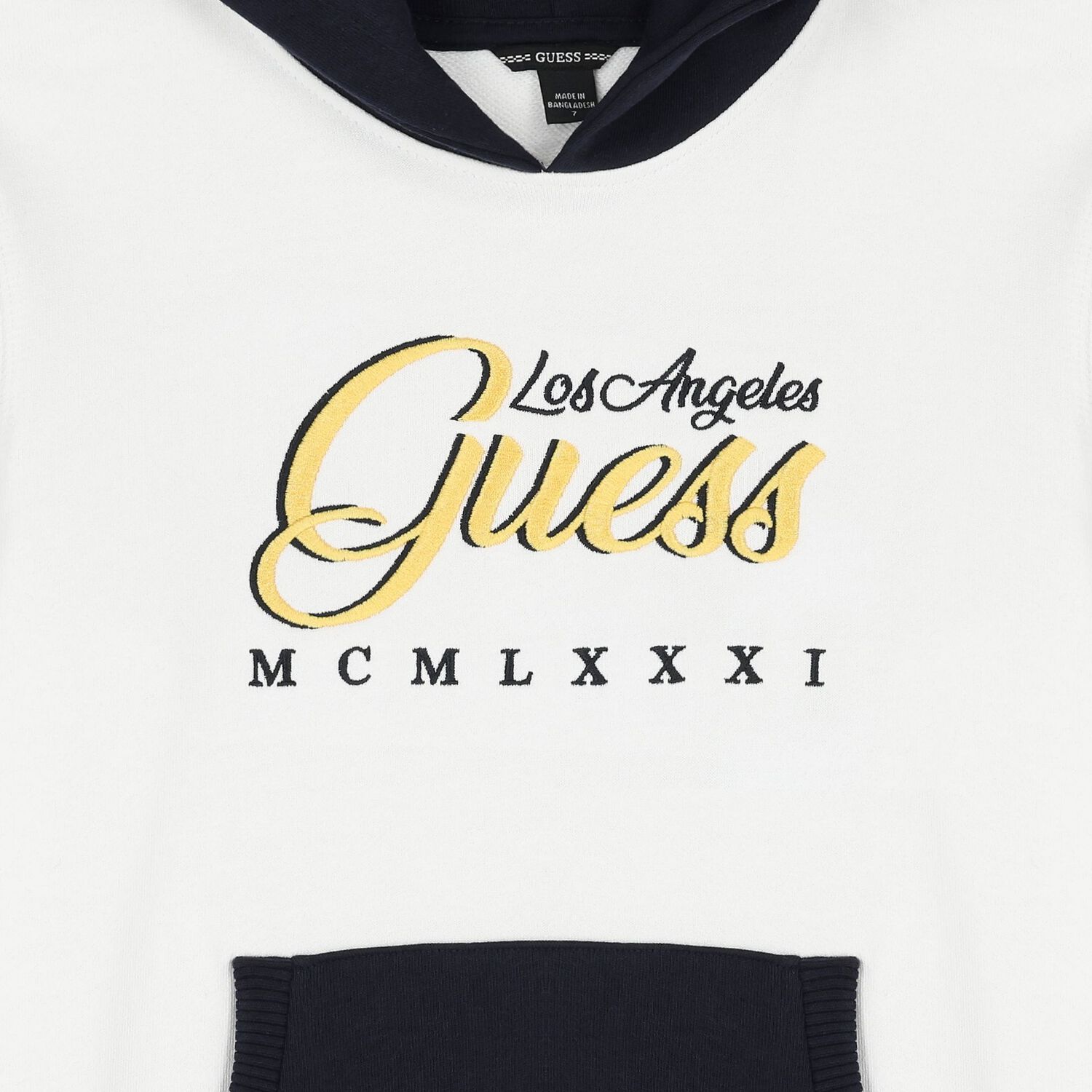 بدلة رياضية أولاد بالشعار باللون الكحلي  والأبيض, 1, hi-res image number null