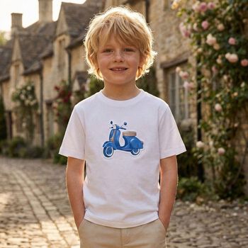 قميص أبيض للأولاد بتصميم دراجة نارية