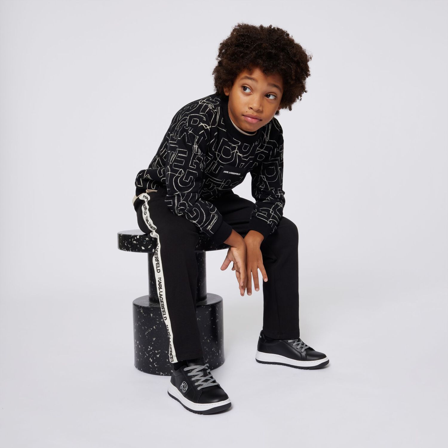 Boys Black Logo Sweatshirt, 1, hi-res