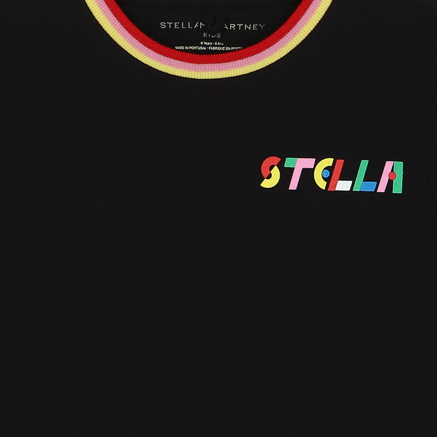 تيشيرت بالشعار باللون الأسود للبنات, 1, hi-res