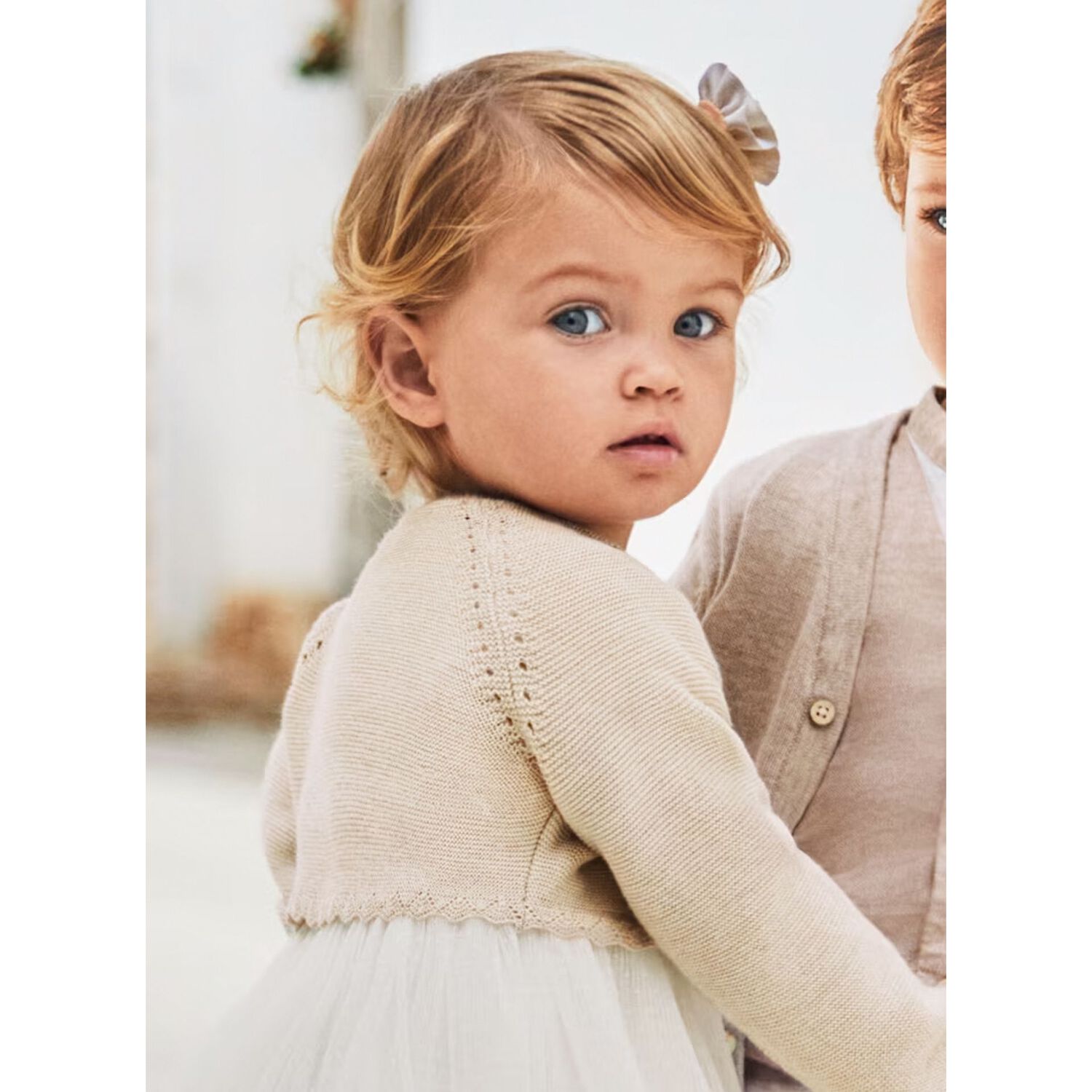 كارديجان بنات باللون البيج, 1, hi-res image number null
