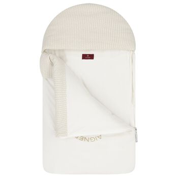 Ivory Logo Baby Nest