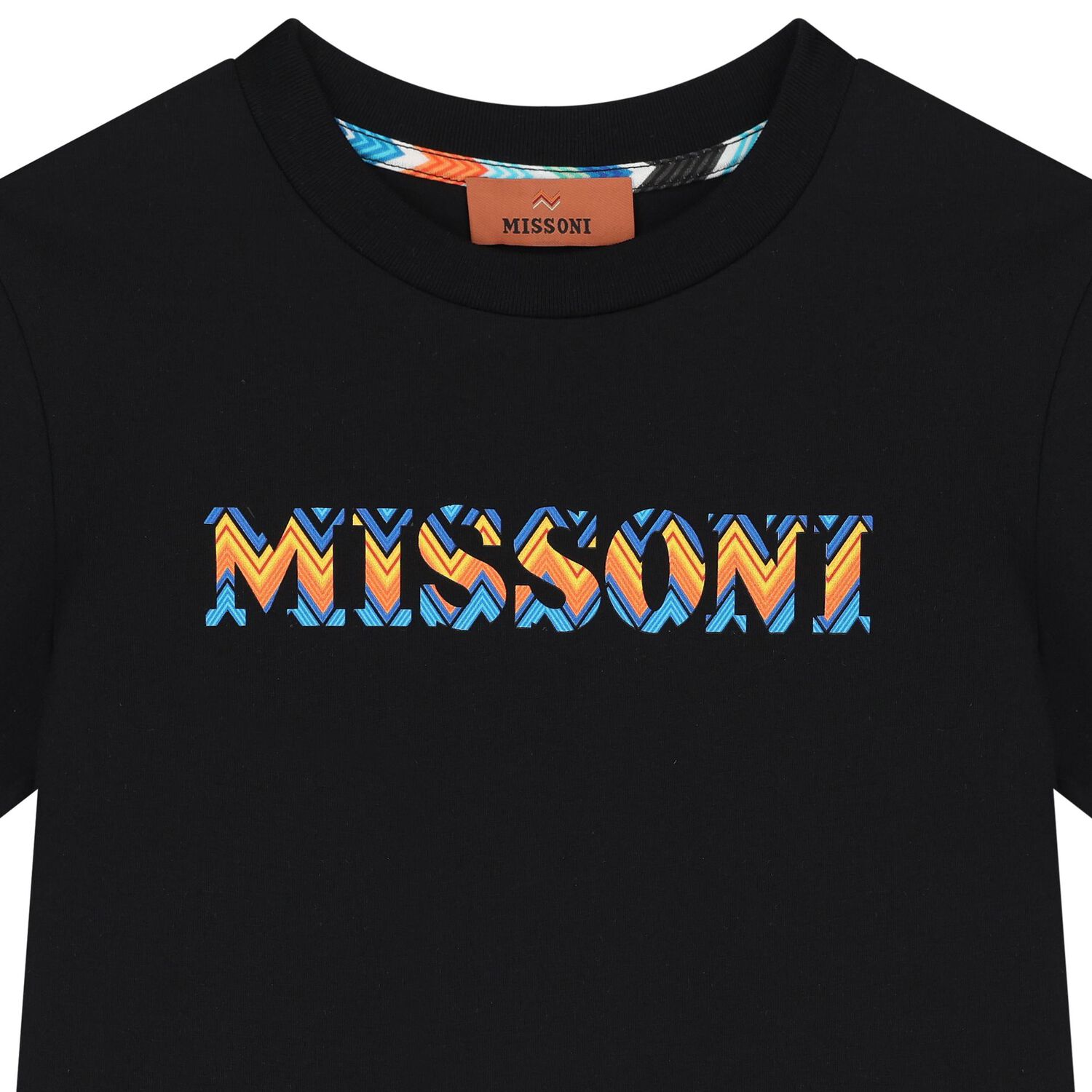 تيشيرت أولاد بالشعار باللون الأسود, 2, hi-res