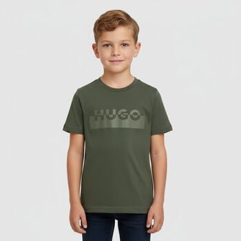 تيشيرت اولاد بالشعار باللون الاخضر 