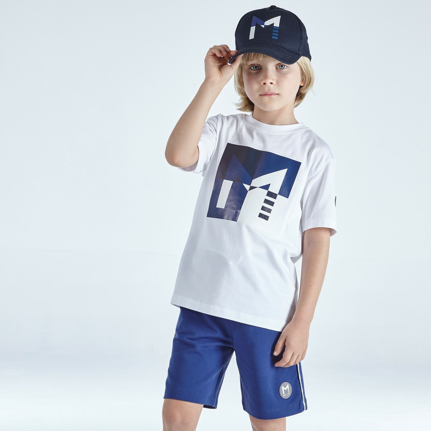 Boys White & Navy Blue Short Set, 1, hi-res