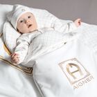 قبعة بالشعار باللون العاجى, 1, hi-res