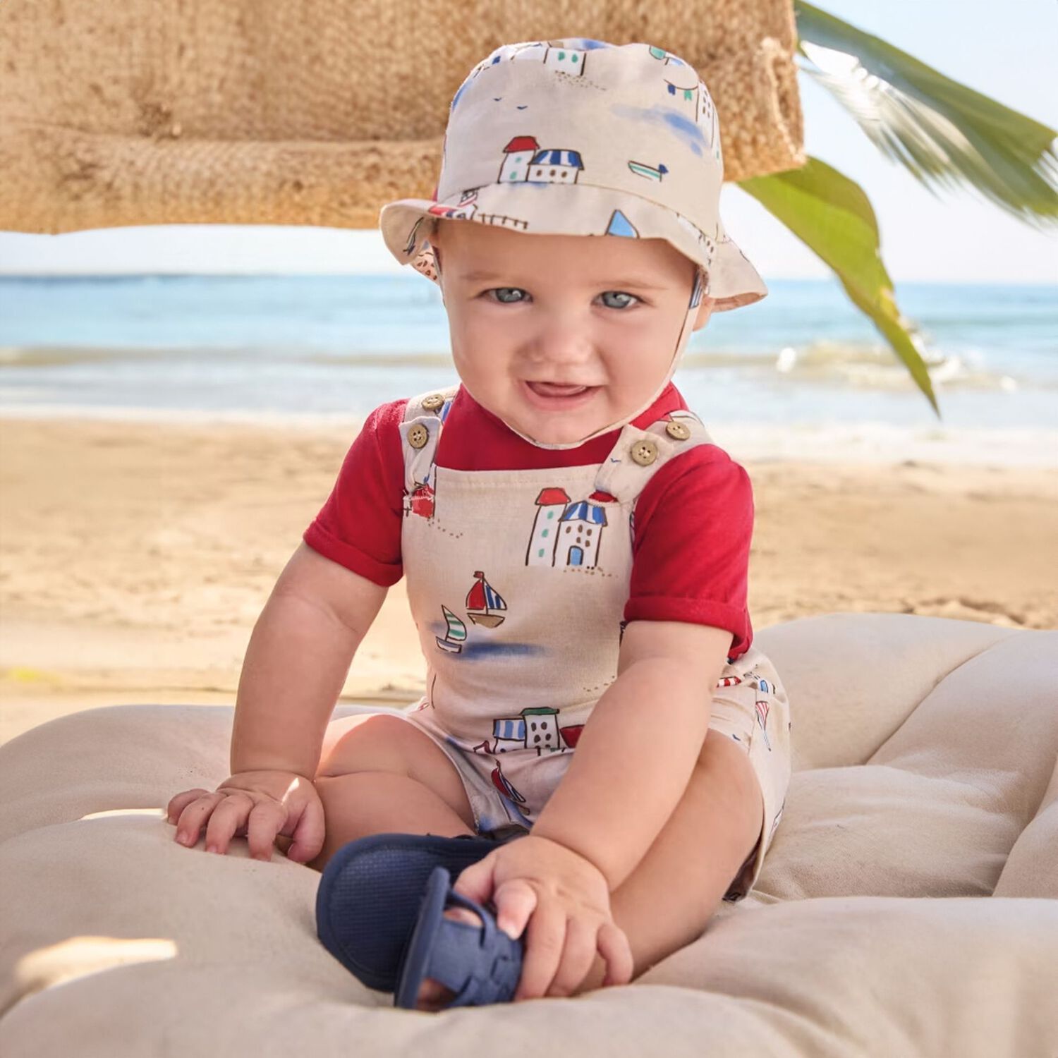 طقم أولاد دونغري باللون الأحمر والعاجي, 1, hi-res