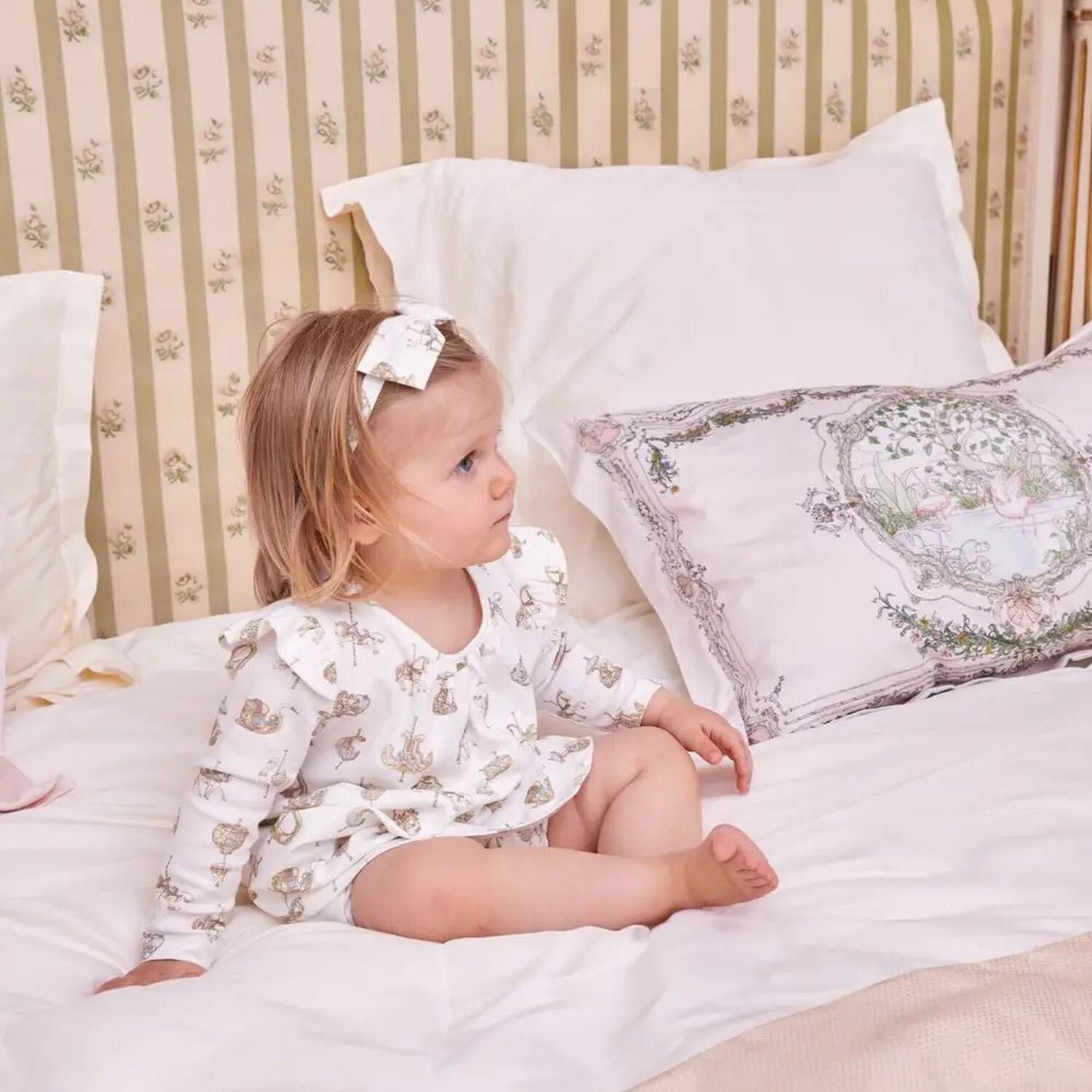 ربطة شعر بنات بطبعة   باللون العاجي, 1, hi-res