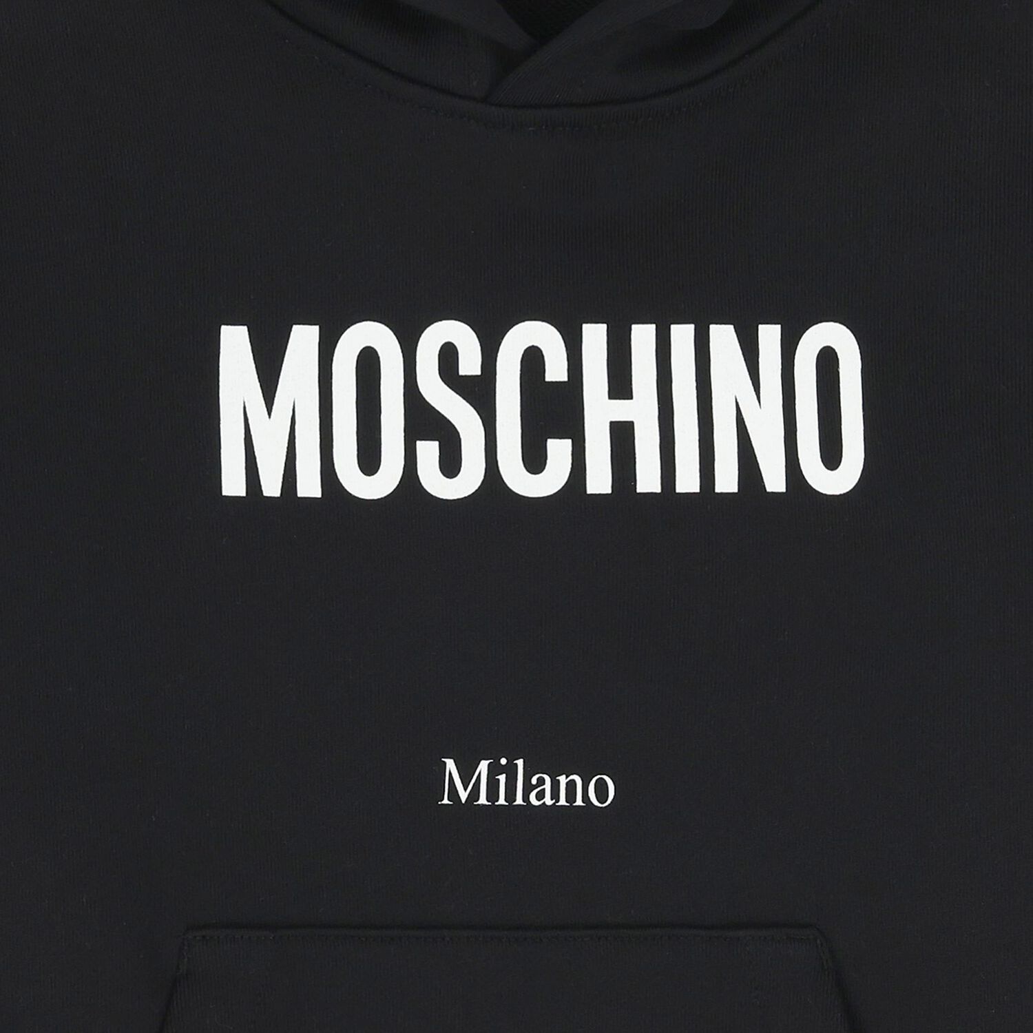 قميص أسود بغطاء رأس وشعار, 1, hi-res