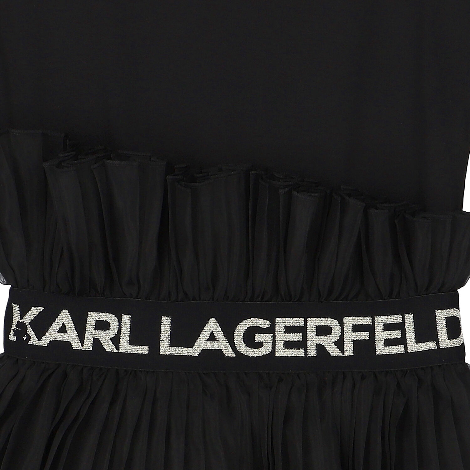 فستان بنات بطيات أورجانزا بالشعار باللون الاسود , 1, hi-res