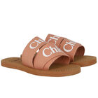 سلايدر بنات بالشعار باللون الخشبي , 2, hi-res