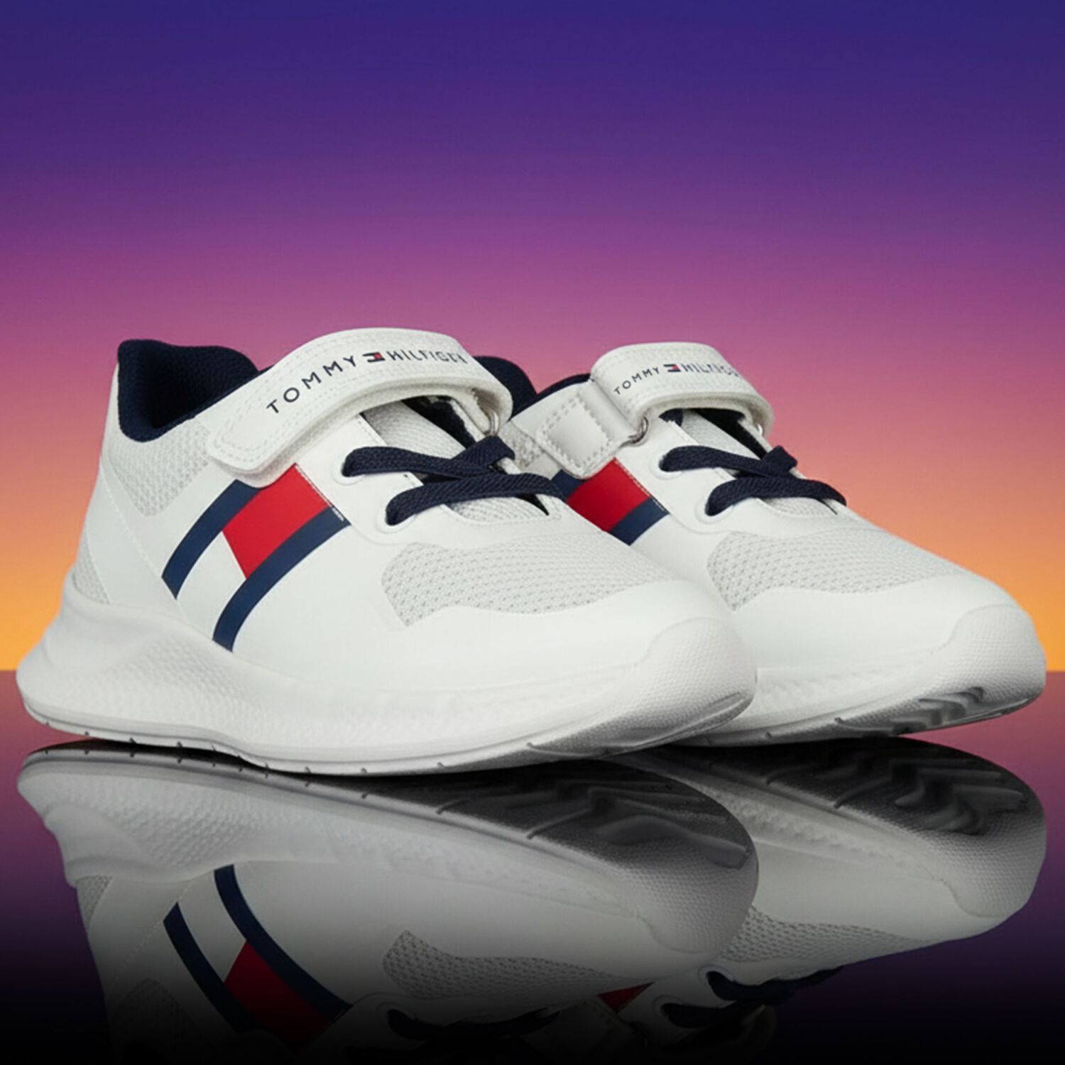 Boys White Logo Trainers, 1, hi-res