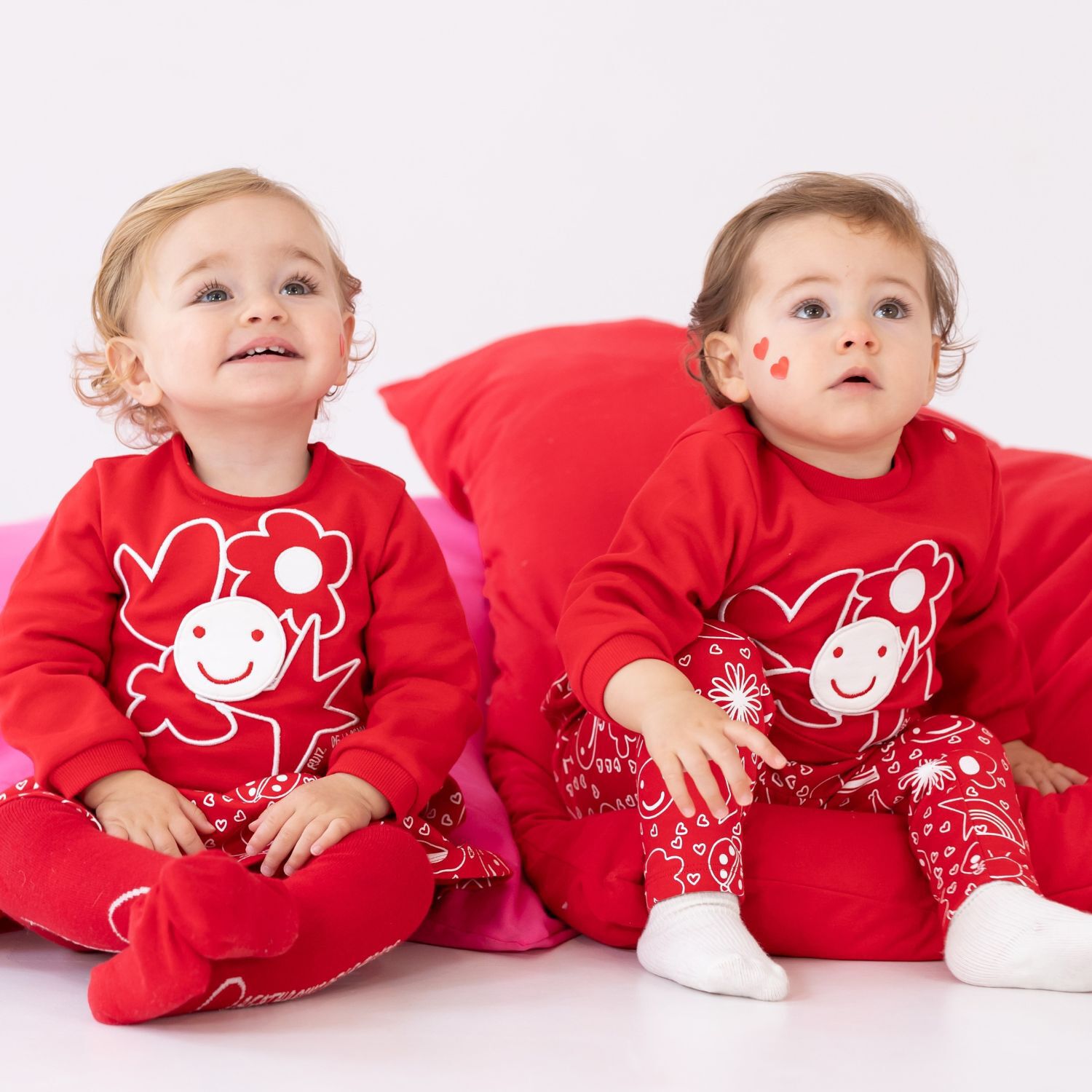 طقم بنات ليغنز بالشعار باللون الأحمر , 1, hi-res image number null