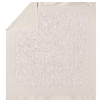 بطانيه بيبي محبوكة باللون الأبيض